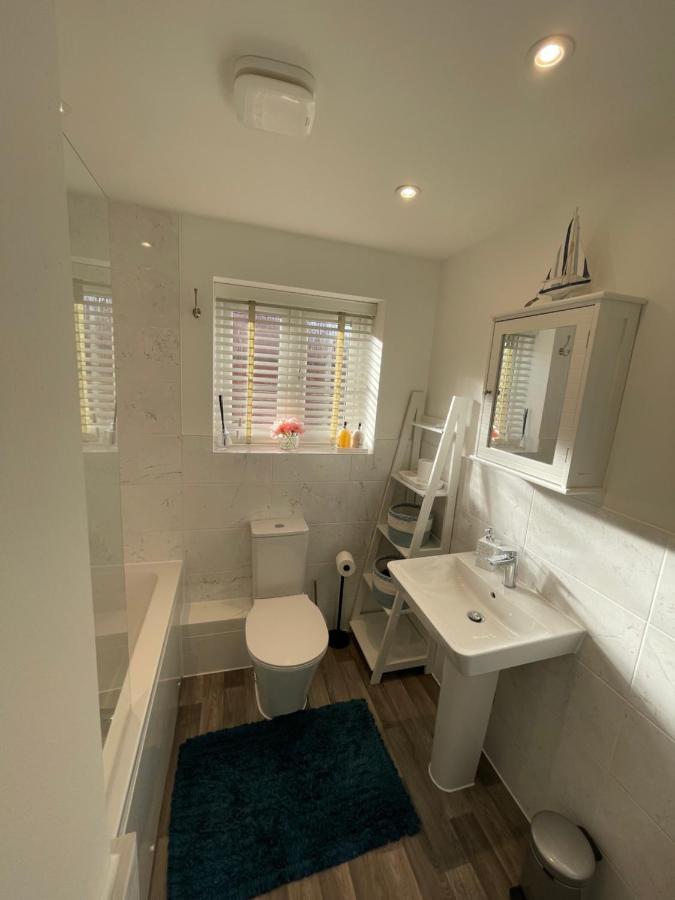 Aspen Villa Hemel Hempstead Exterior foto